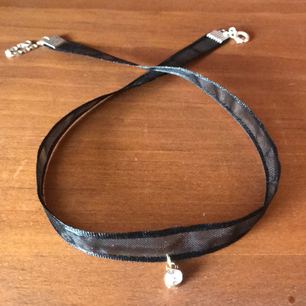 Black Ribbon Choker w/pendant- 15in adjustable